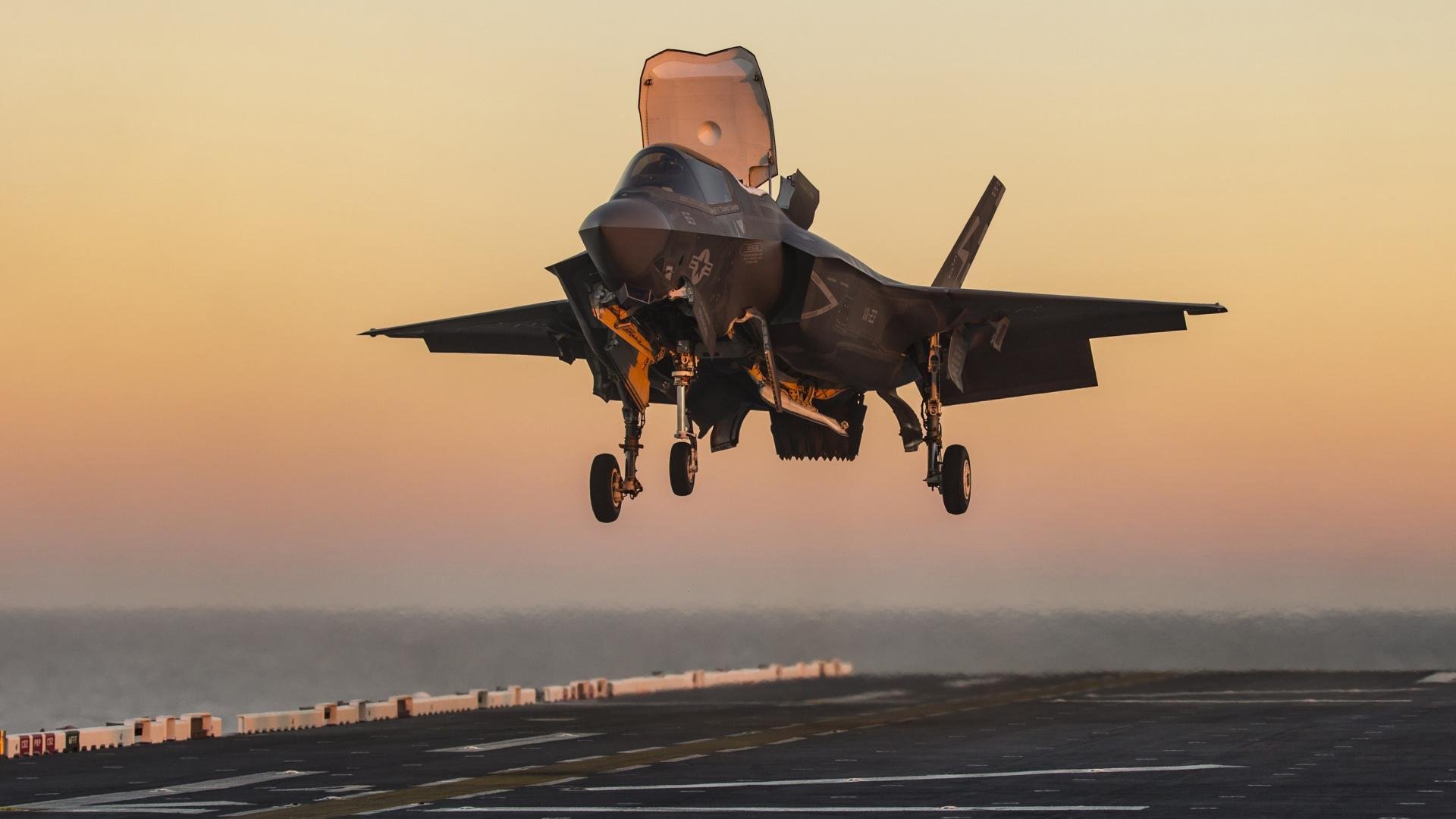 皇家贝蒂斯中场串联增强进攻节奏感,皇家贝蒂斯队史十大球员