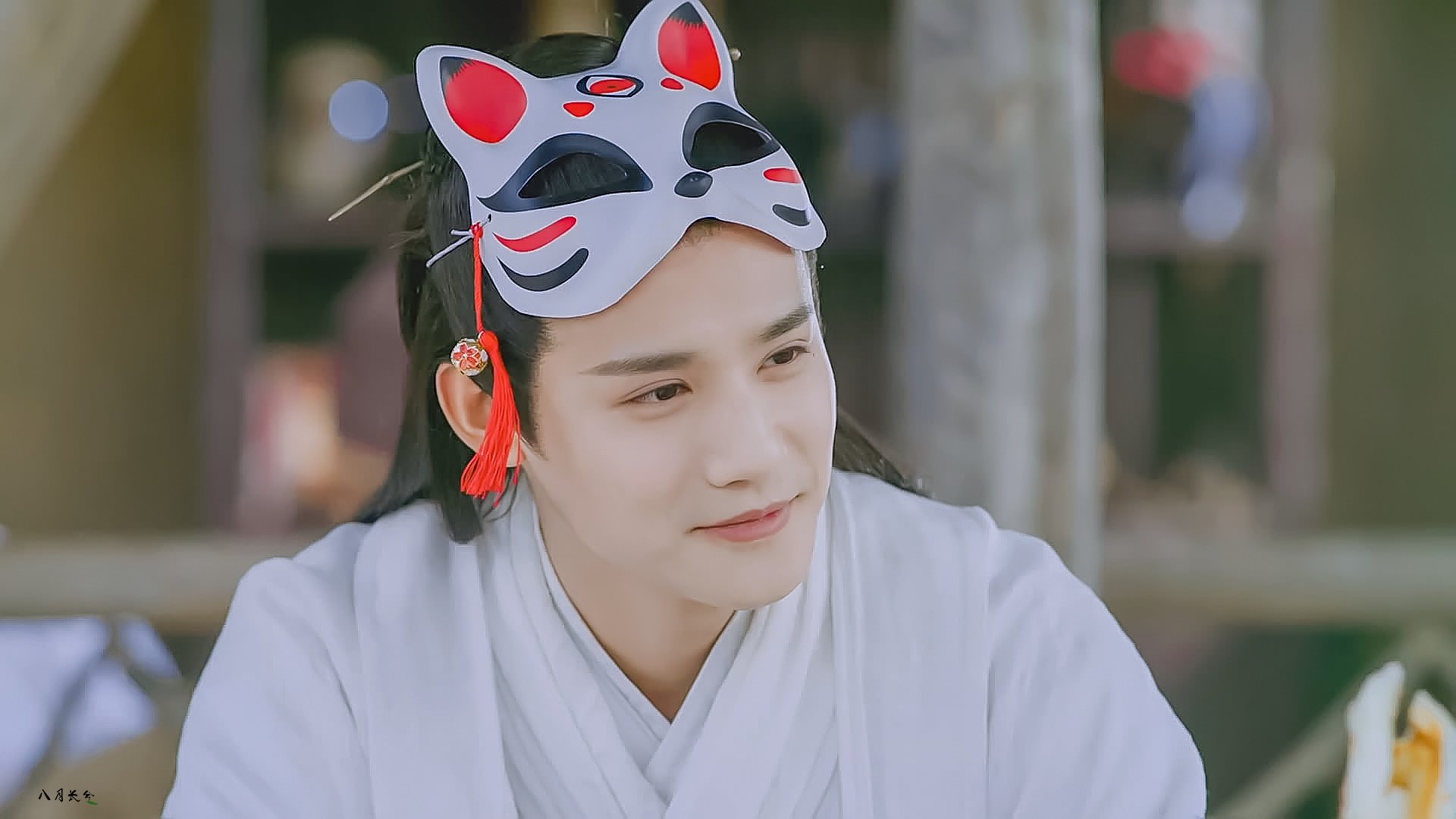 那不勒斯锋线双星配合默契屡建奇功，那不勒斯位置